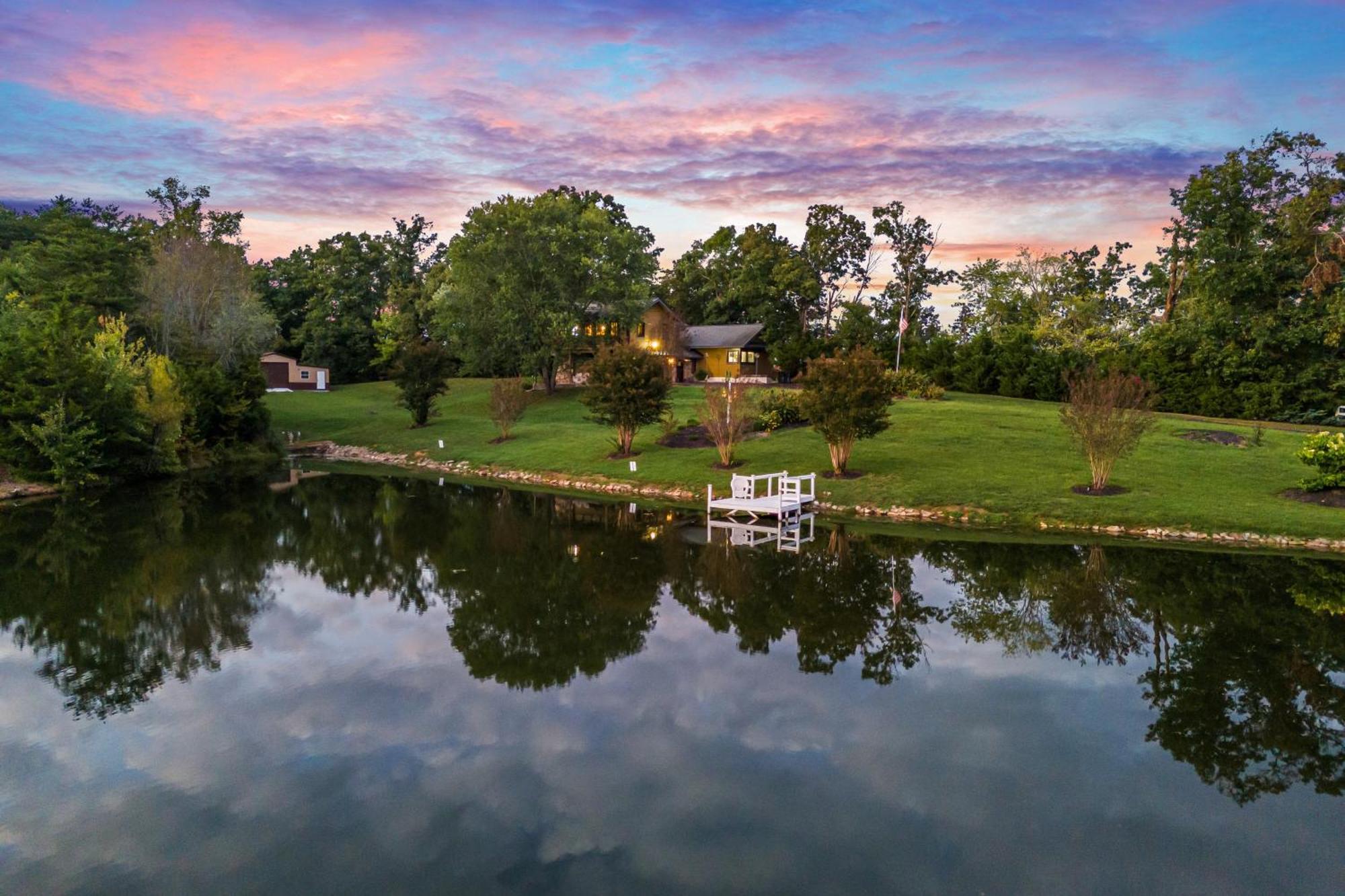 Haven On The Pond Villa Pigeon Forge Eksteriør bilde